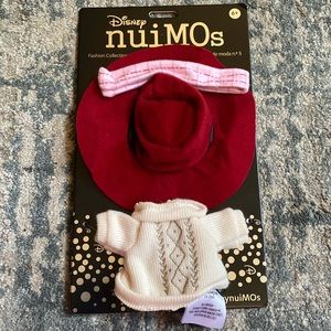 Disney Nuimos outfit